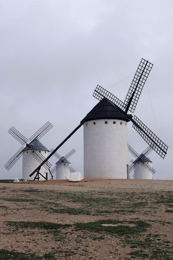 Luz De Alba Villa Argamasilla De Alba ภายนอก รูปภาพ
